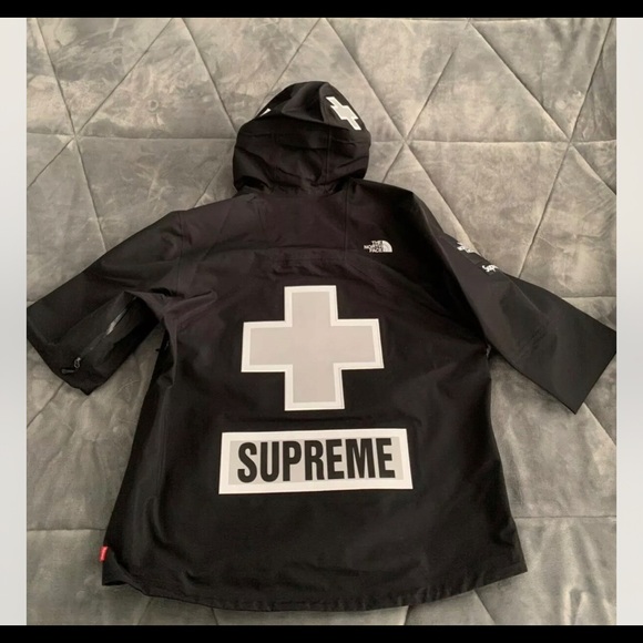 Authentic!1000% north face x supreme collab rescue jacket black mens Sz Medium